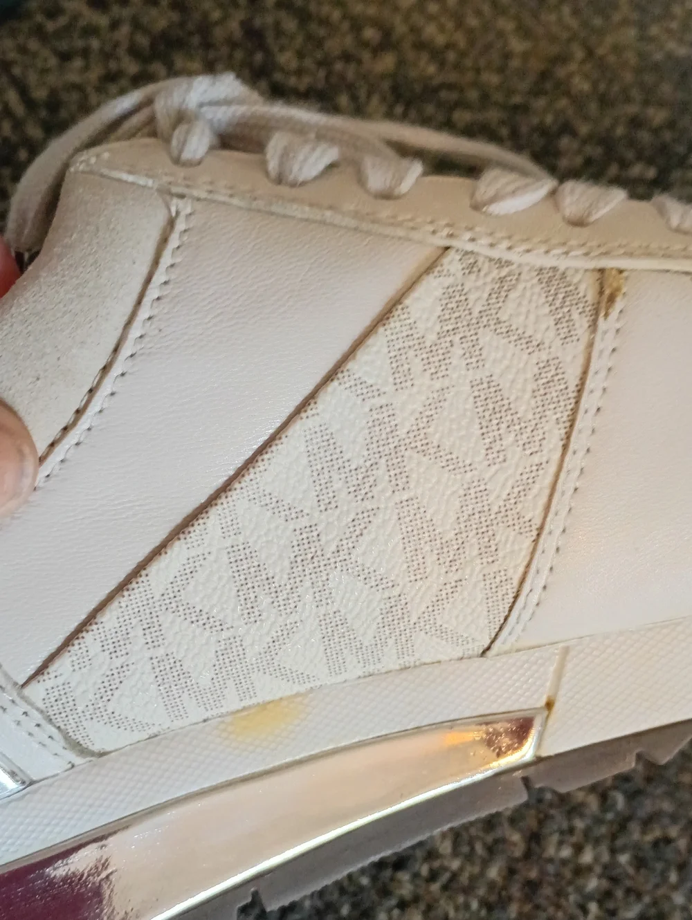 MICHAEL Michael Kors Cream/White Signature Logo Lace-Up Sneakers 7